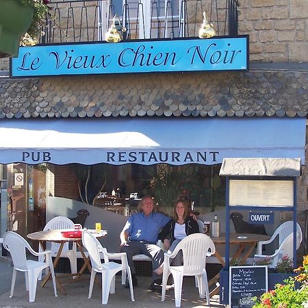 Hotel Le Vieux Chien Noir à Évran Extérieur photo